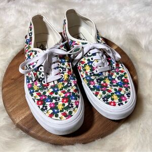 Vans Women's Floral Canvas Sneakers Size 9